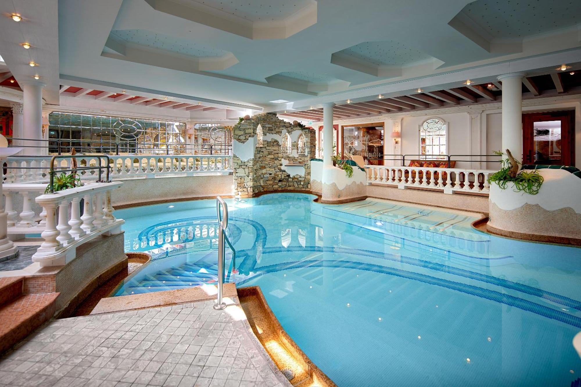 Hotel Neue Post Mayrhofen Εξωτερικό φωτογραφία